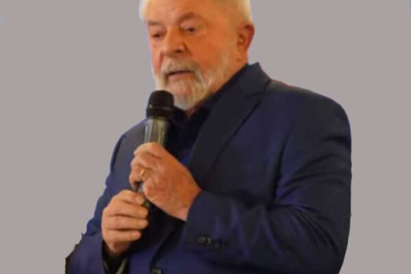 Lula vuole definire una strategia per combattere l’avanzata dell’estrema destra