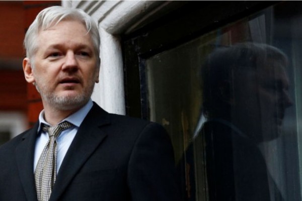 Perché il Potere Segreto vuole distruggere Assange?